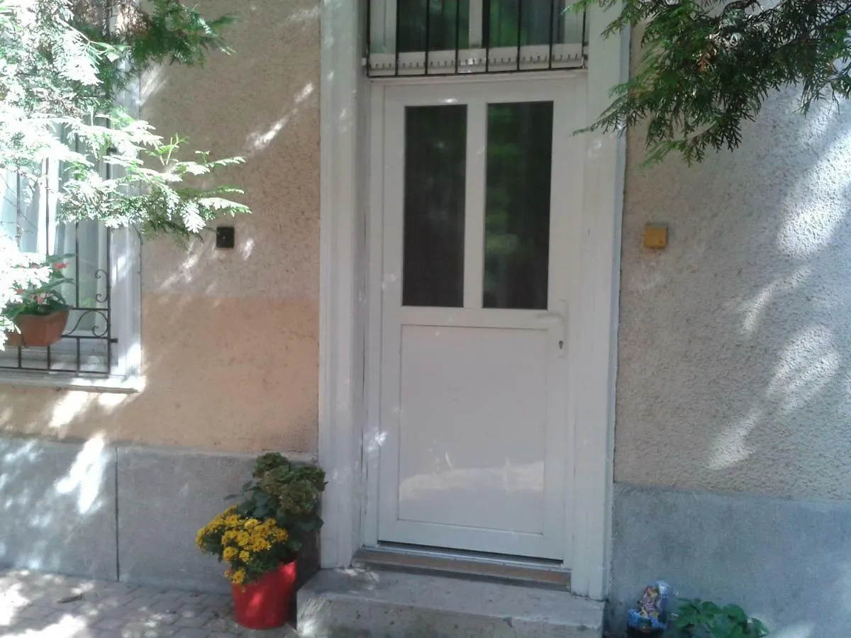 Lily Apartman Budapest